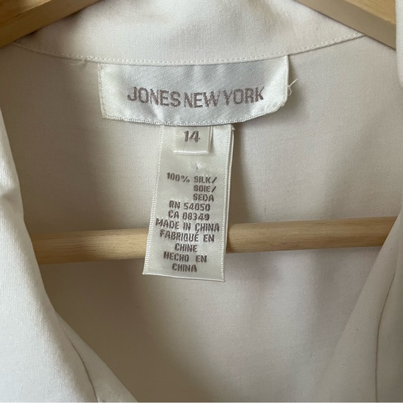 Vintage Silk blouse - Picture 13 of 14